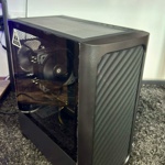 Gamer PC - Intel i7-8700/16GB DDR4/256GB M.2 SSD/GTX 1660Ti 6GB/560W 80+/Win11 kep 2